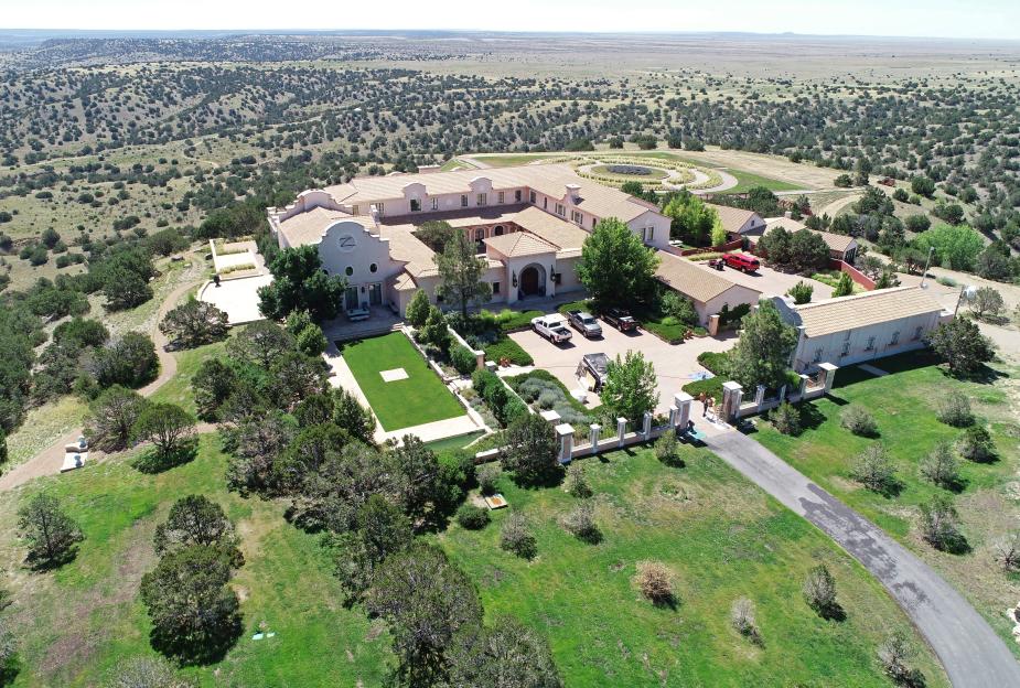 Investigators Question Zorro Ranch Staff About Prince Andrew's Visits Amid Ongoing Probe