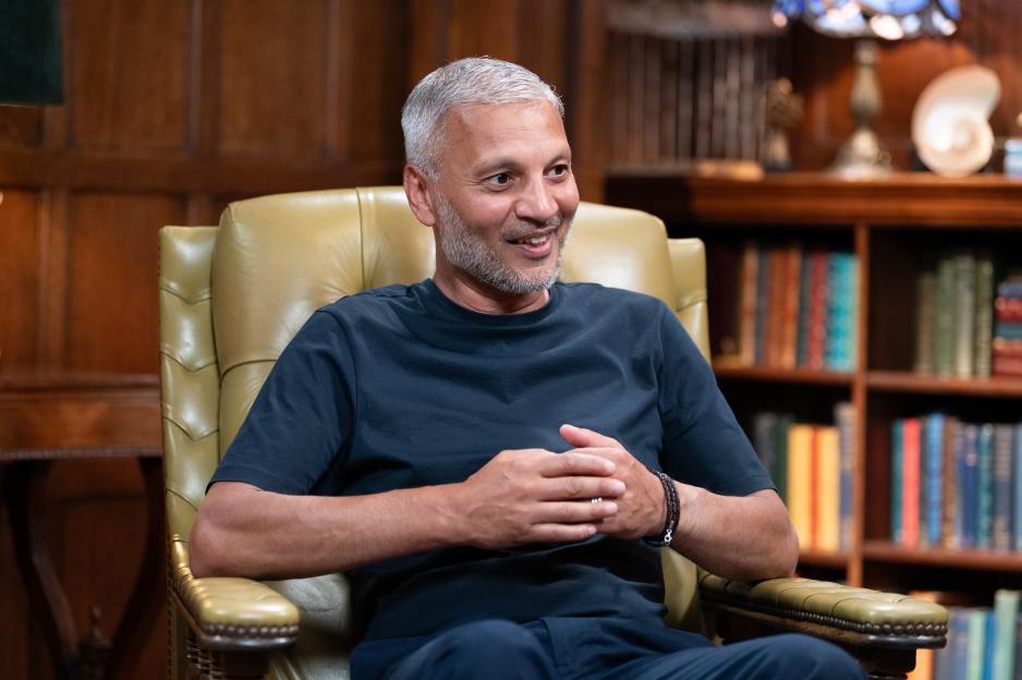 'Stunning Revelation: Maz Unveils Surprising Connection Among New Traitors Cast!'