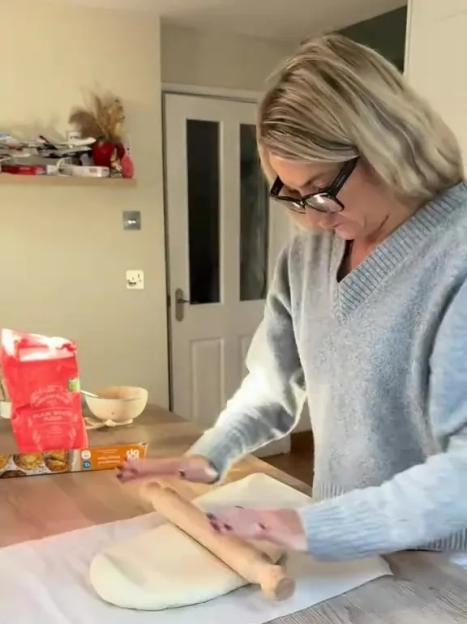 Create Adorable Salt Dough Hand and Foot Decorations for Your Kids This Christmas with This Simple Recipe!