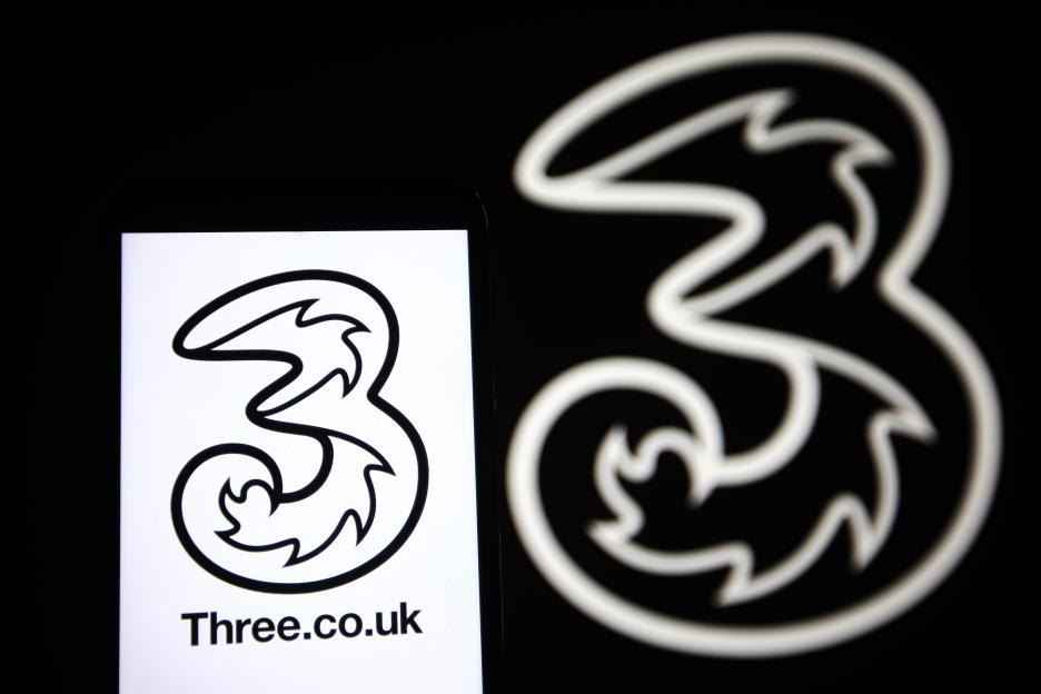 Brits Face Potential Mobile Data Blackout as Major Provider Shuts Down After 23 Years