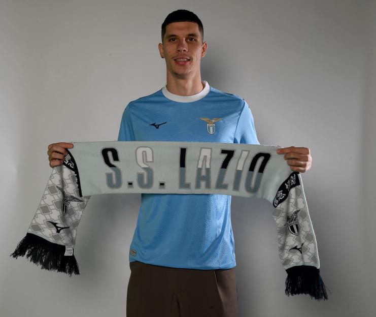 SS Lazio Unveil New Signing Petar Ratkov