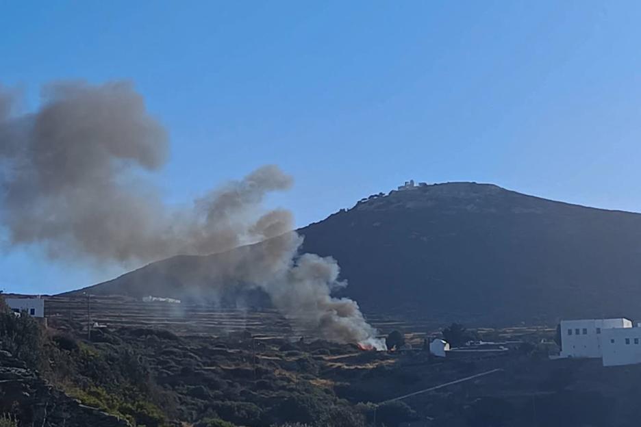 Helicopter crash on Greek island of Sifnos