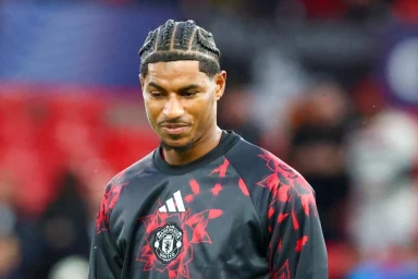 Bruno Fernandes lifts lid on Marcus Rashford turnaround but names one player who still beats him into training every day