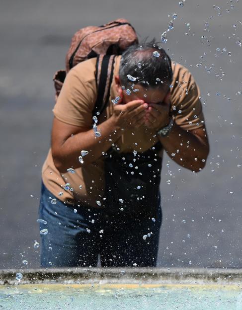 'How Long Will the Heatwave Stick Around? Discover When the UK’s Scorching Weather Will Cool Down with the Latest Met Office Update!'