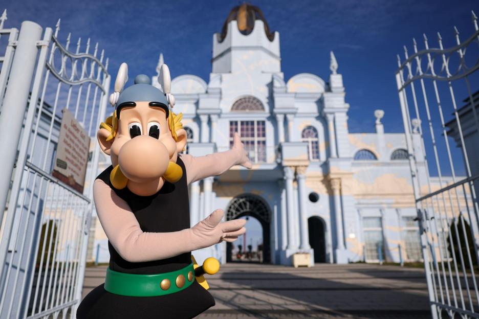 Abandoned Theme Park Set for Major Revamp – Could Challenge Disneyland Paris!