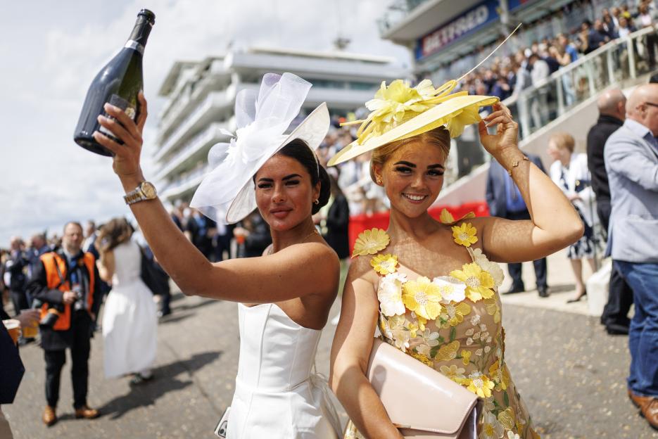 Experience the Epsom Derby: Enjoy Tickets, Hotel, and Travel Packages Starting at Just £179pp, Plus VIP Upgrades and Hospitality!