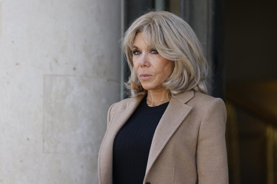 FRANCE-ANGOLA-POLITICS-DIPLOMACY