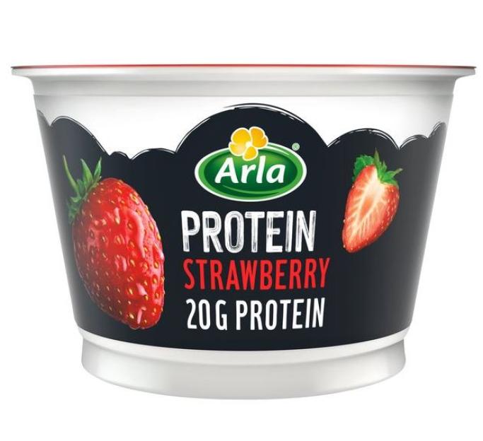 Arla Protein Strawberry yogurt cup, 20g protein.