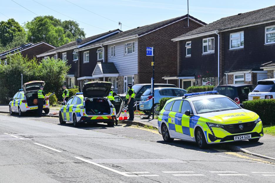 Police cordon on Dale Valley Road.