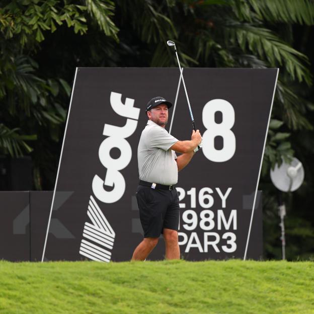 Golf Sensation Stuns Fans with Unforgettable Feat: Two Holes-in-One in the Same Tournament!