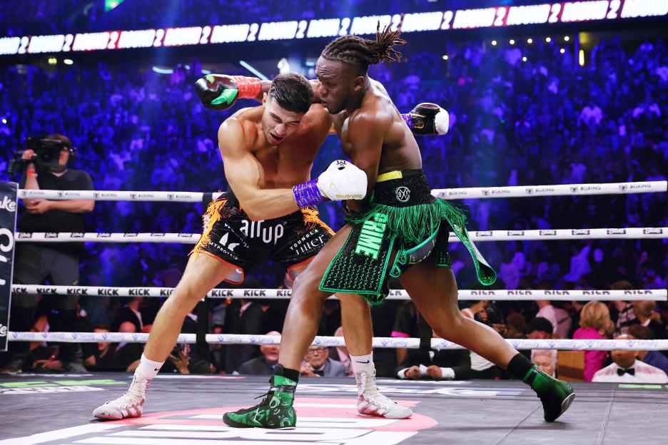 KSI (Olajide Olayinka Williams) and Tommy Fury exchange punches during their Misfits Cruiserweight fight.