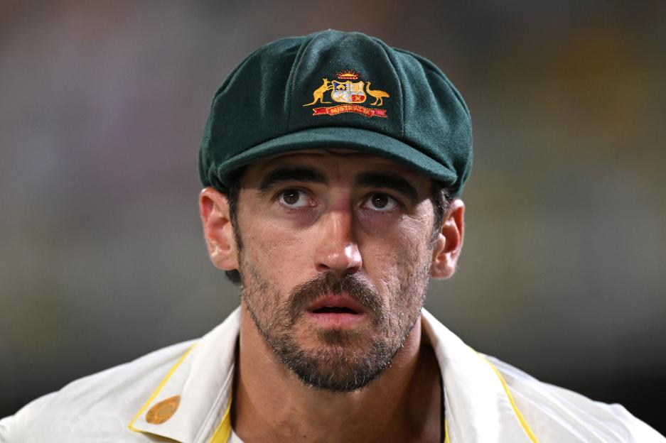 Australia Faces Significant Penalty in Second Ashes Test if England Isn't Bowled Out in First Six Overs of Day Two