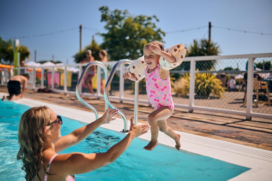 NINTCHDBPICT001051459715