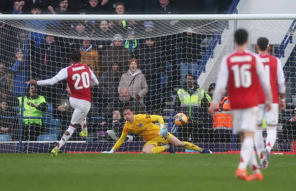 FA Cup - Third Round - Portsmouth v Arsenal