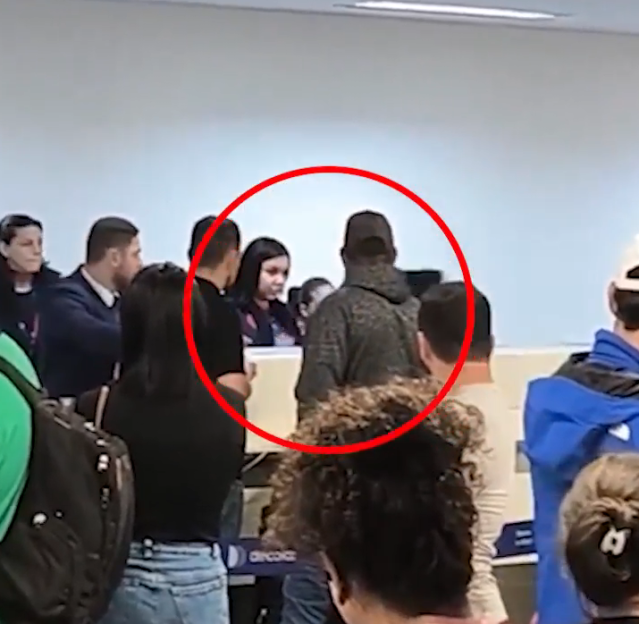 Unbelievable Incident: Woman Throws Punch at Airline Employee During Heated Check-In Dispute