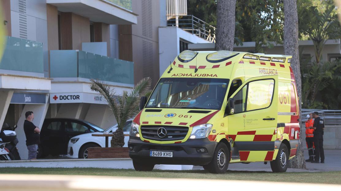 **FULL COPY BY NATALIA PENZA**.-TEL: +34 659 567 821**.A BRITISH three-year-old rushed to hospital after being found floating face-down in her holiday pool has reportedly died.