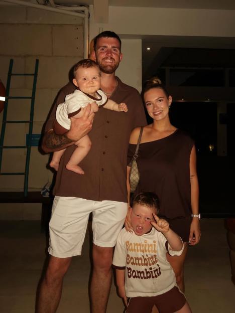 NINTCHDBPICT001074953802