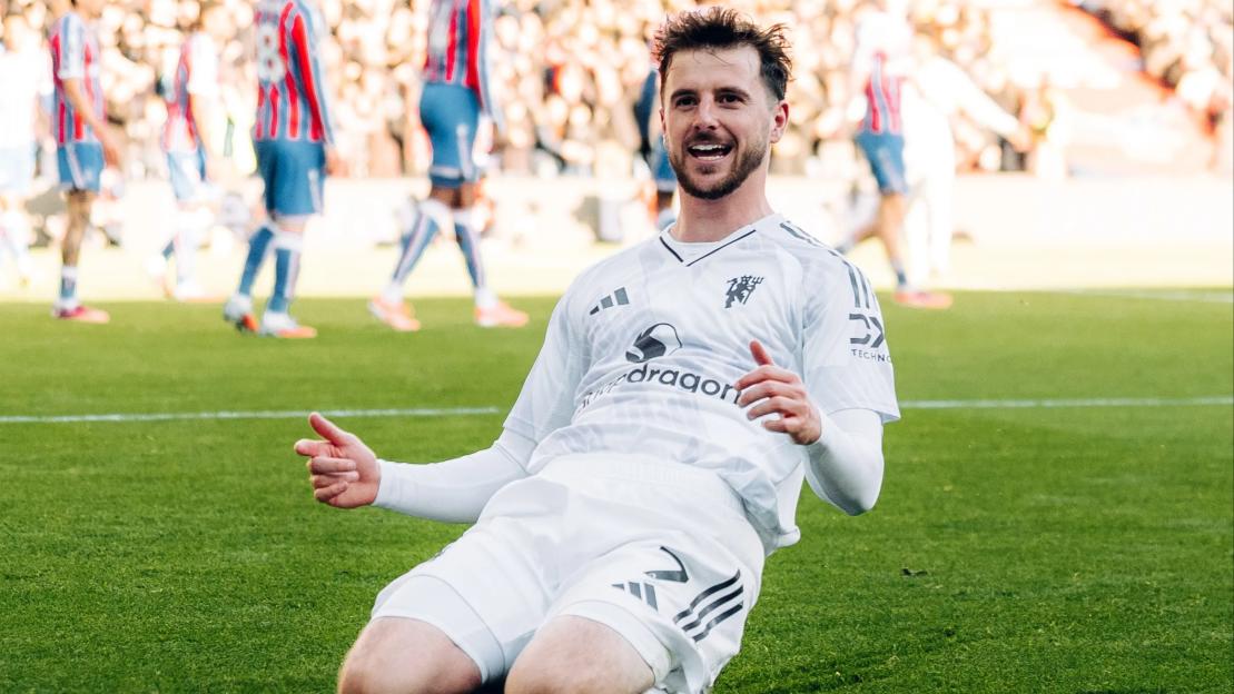 Mason Mount Follows in Cristiano Ronaldo's Footsteps at Man Utd to Break the No. 7 Curse