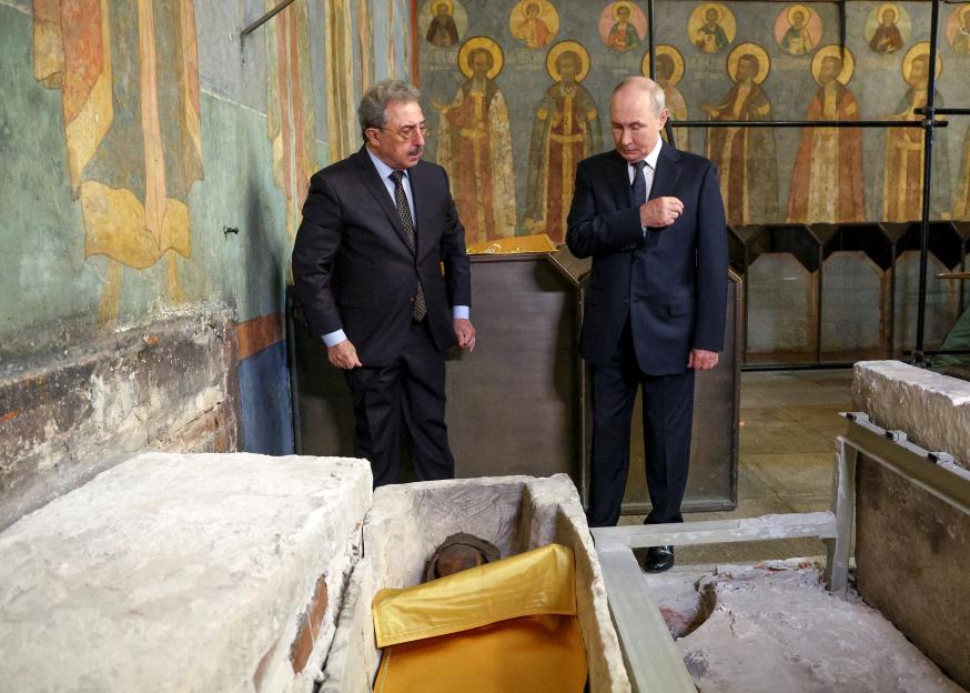 Russian President Vladimir Putin visits Archangel Cathedral of the Kremlin