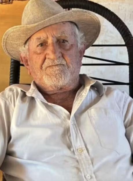 ¿Dead¿ man, 88, rushed back to hospital after funeral home staff realise he¿s still breathing