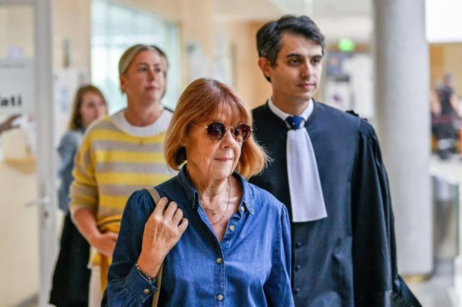 Gisèle Pelicot, accompanied by her lawyer Stéphane Babonneau, arrives at the Avignon courthouse.