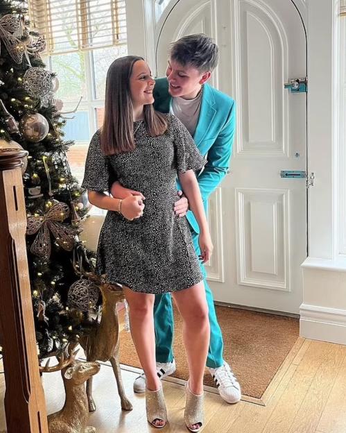 NINTCHDBPICT000933937533