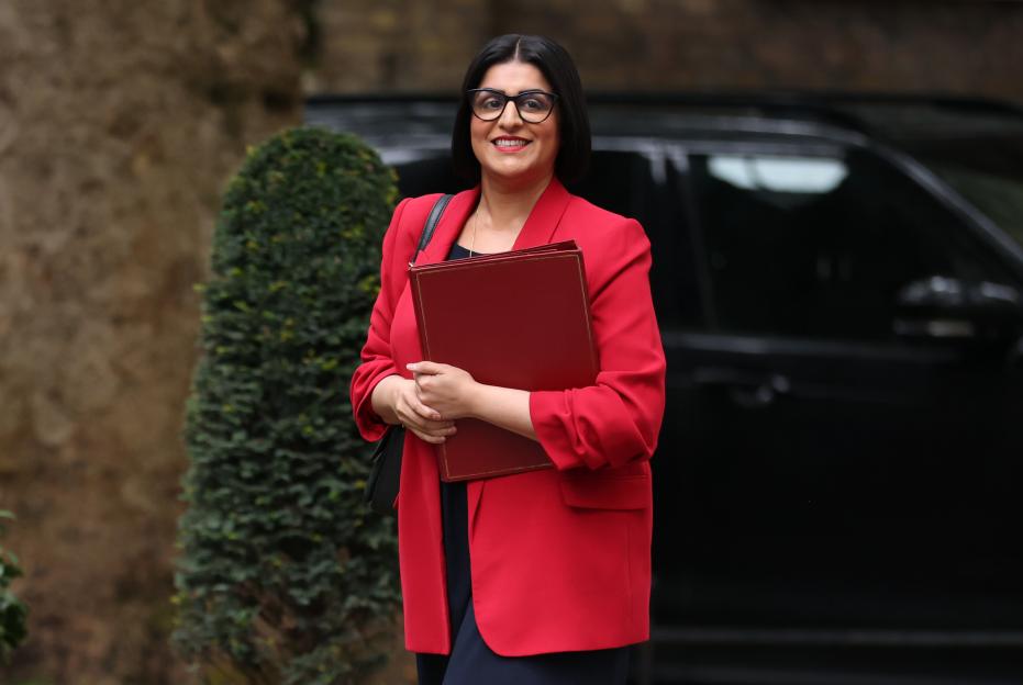 Government Ministers Attend Weekly Cabinet Meeting Amid Leadership Uncertainty