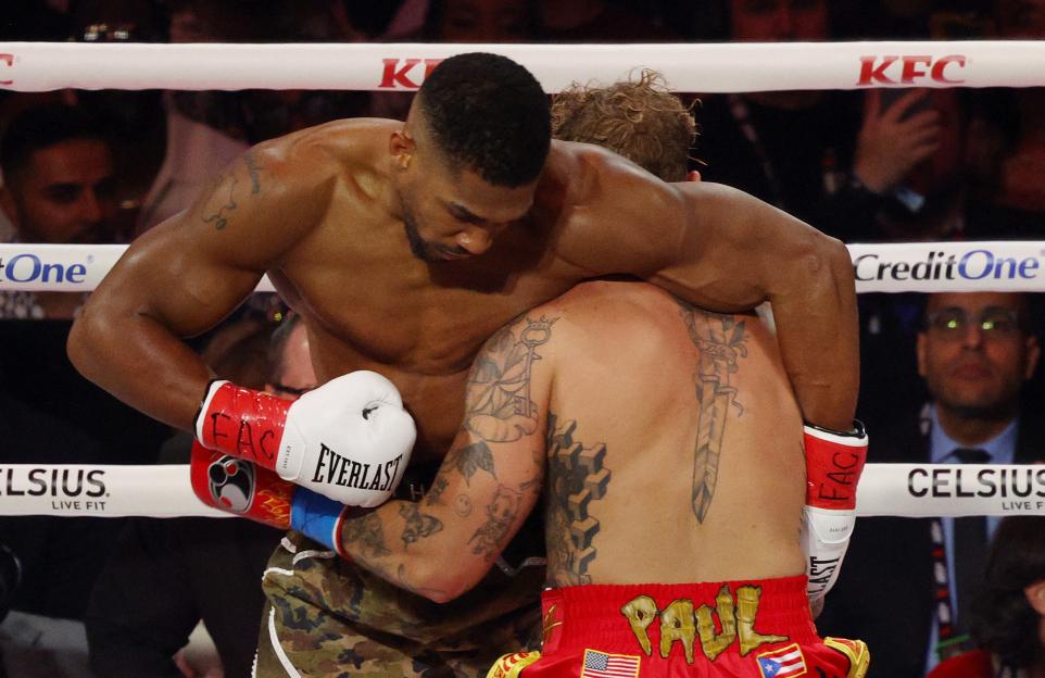Jake Paul v Anthony Joshua