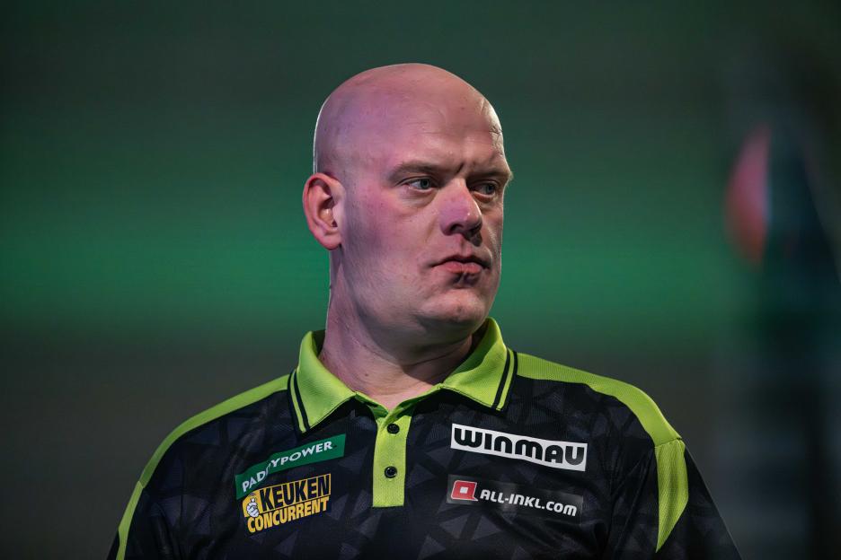 'Michael van Gerwen Doubts Gary Anderson's Retirement Claims: 'I Just Don't Believe Him Anymore''