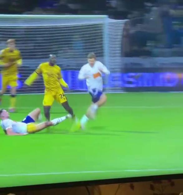 Fans astonished as leg-breaking tackle in Championship clash only gets yellow card
