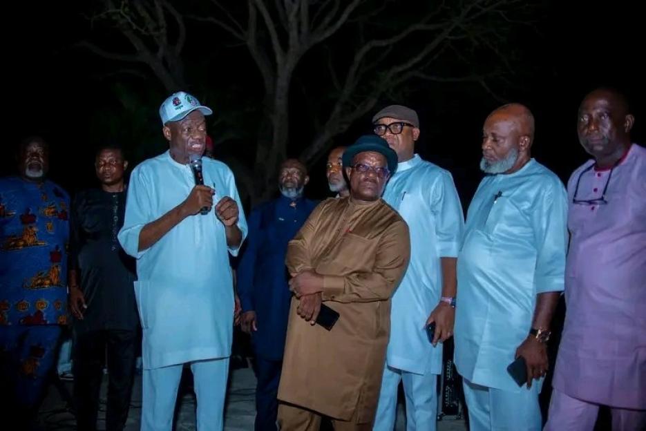 Wike Connects with Rivers APC Delegates at National Convention