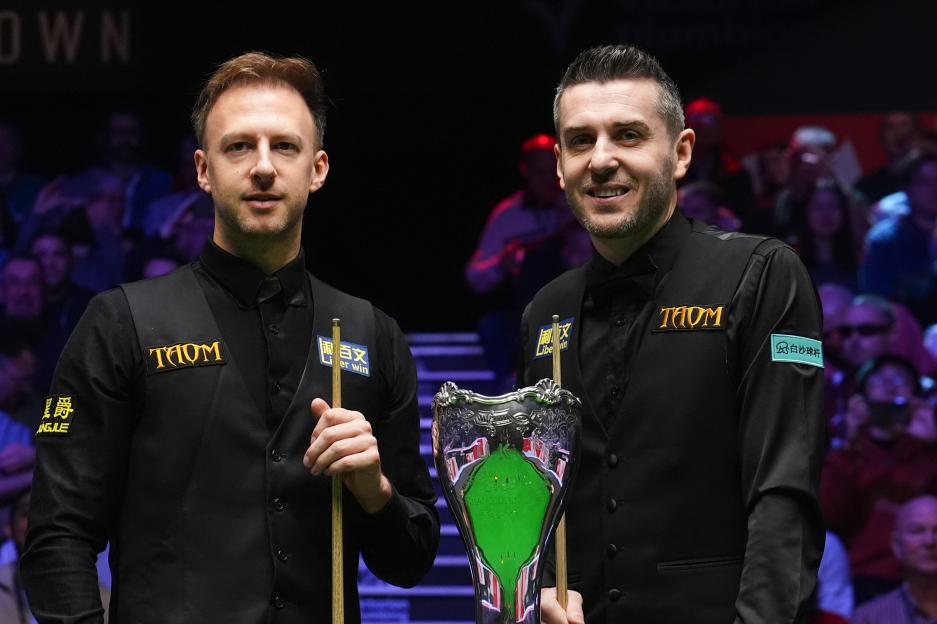 UK Championship Snooker 2025 LIVE: Mark Selby Takes the Lead Over Judd Trump in Thrilling £250k Final!