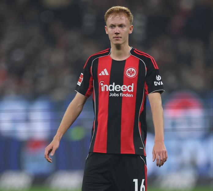 Eintracht Frankfurt v 1. FSV Mainz 05 - Bundesliga