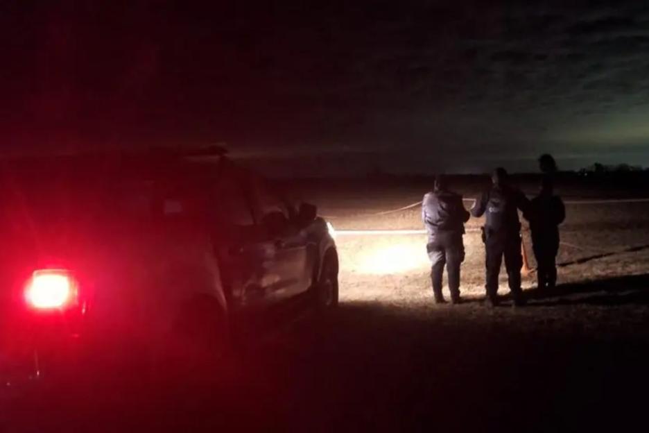 22-Year-Old Student Pilot Makes Emergency Landing After Instructor Mysteriously Falls from Plane in Argentina
