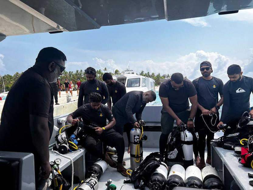 Maldives military rescue diver dies in search for missing Italians