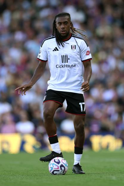 Alex Iwobi and Emile Smith-Rowe Erase All Fulham References from Instagram Following Teammate's Mysterious Post Suggesting Turmoil