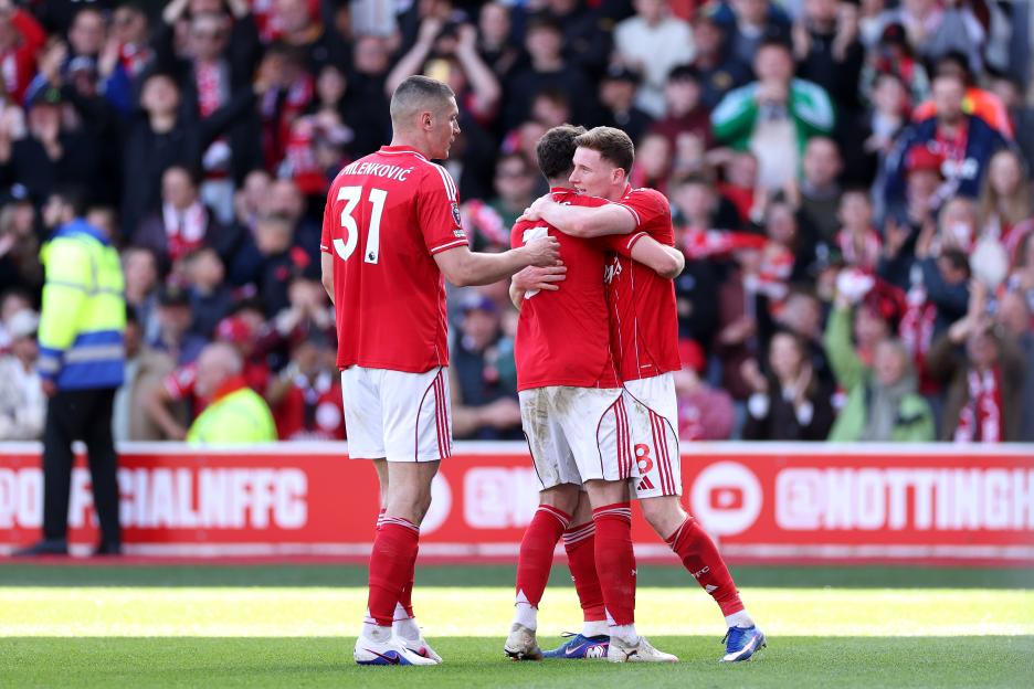 Nottingham Forest and Newcastle Draw 1-1: Elliot Anderson Delivers Heartfelt Equalizer Against His Former Team, Boosting Survival Hopes