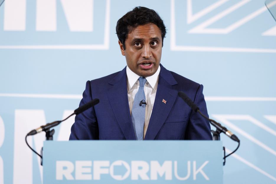 Should bosses who hire illegal migrants be jailed as Reform say? VOTE NOW