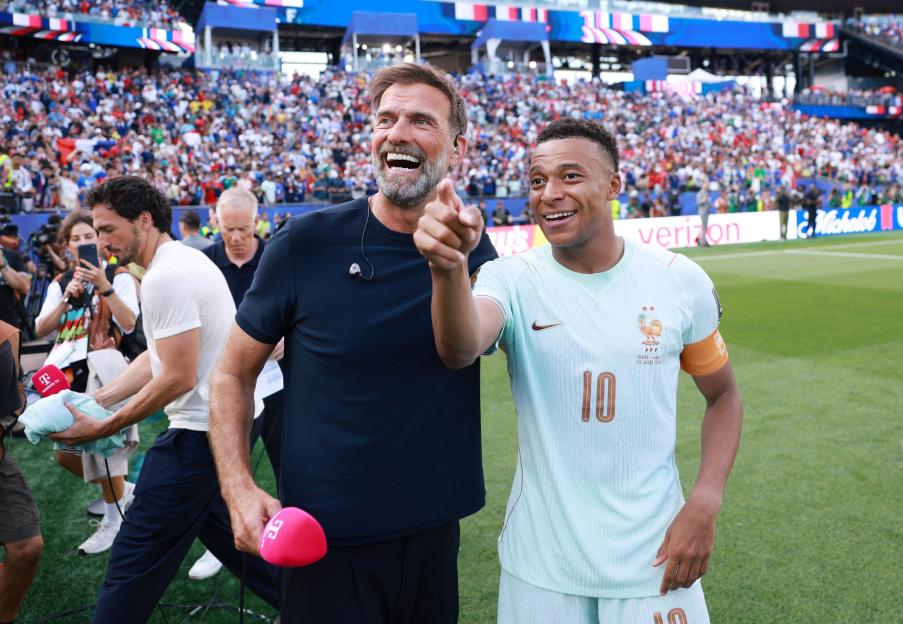 Kylian Mbappe's Secret Private Jet Adventure with Jurgen Klopp: Liverpool's Costliest Non-Transfer!