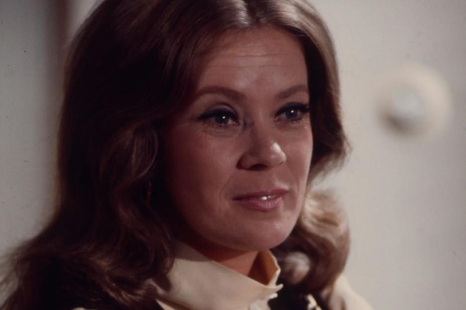 Beloved Star Trek and Twilight Zone Actress Antoinette Bower Passes Away at 93, Remembered for Her Role in Prom Night with Jamie Lee Curtis
