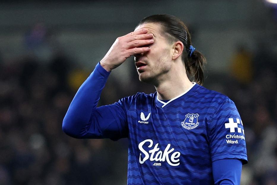 Premier League - Everton v Arsenal