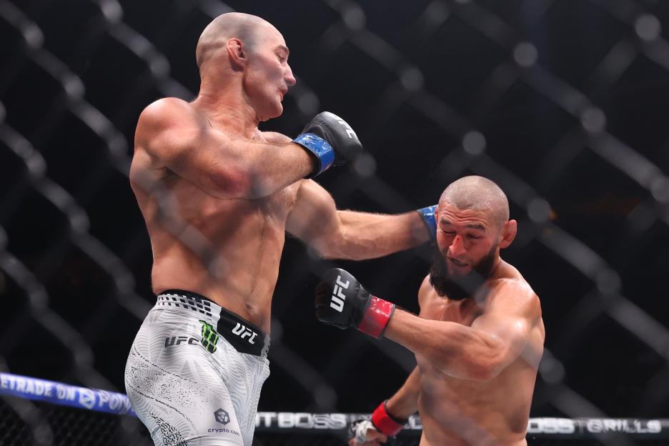 Sean Strickland Shocks the World with Vicious Victory Over Khamzat Chimaev in UFC 328 Grudge Match to Reclaim MW Title