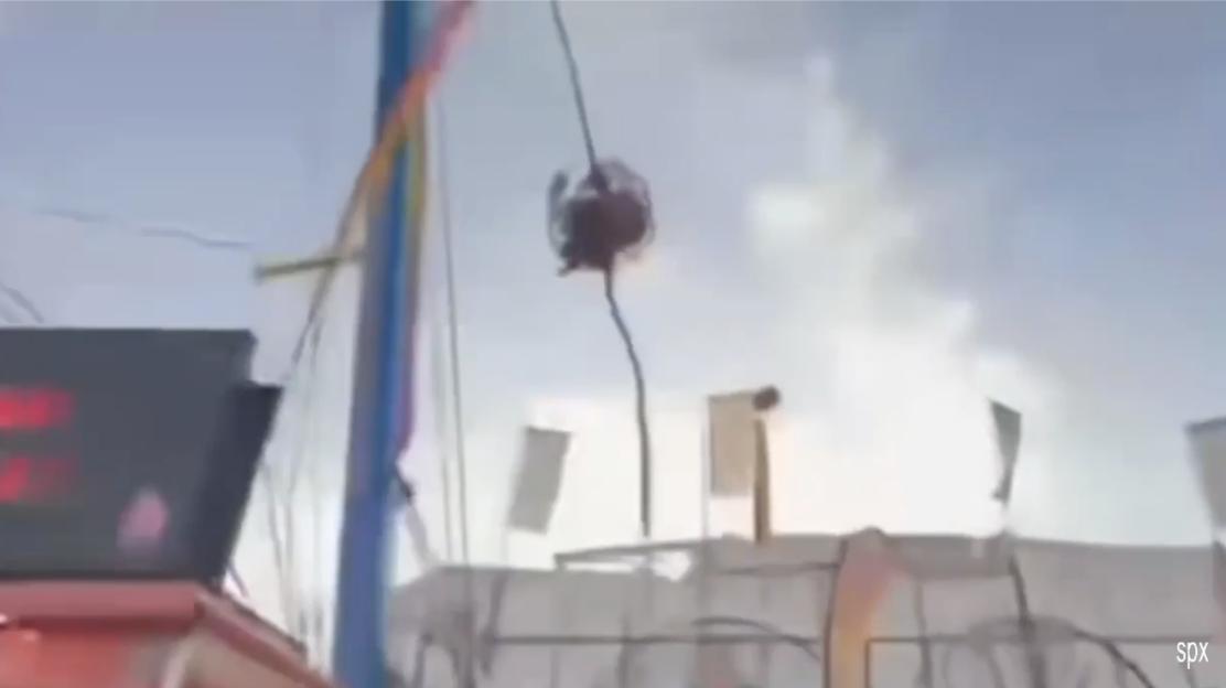 **FULL COPY BY NATALIA PENZA natypenza@gmail.com**.-TEL: +34 659 567 821** .THIS is the horror moment a cable snaps on a fairground ride and thrill-seekers come smashing towards the ground.