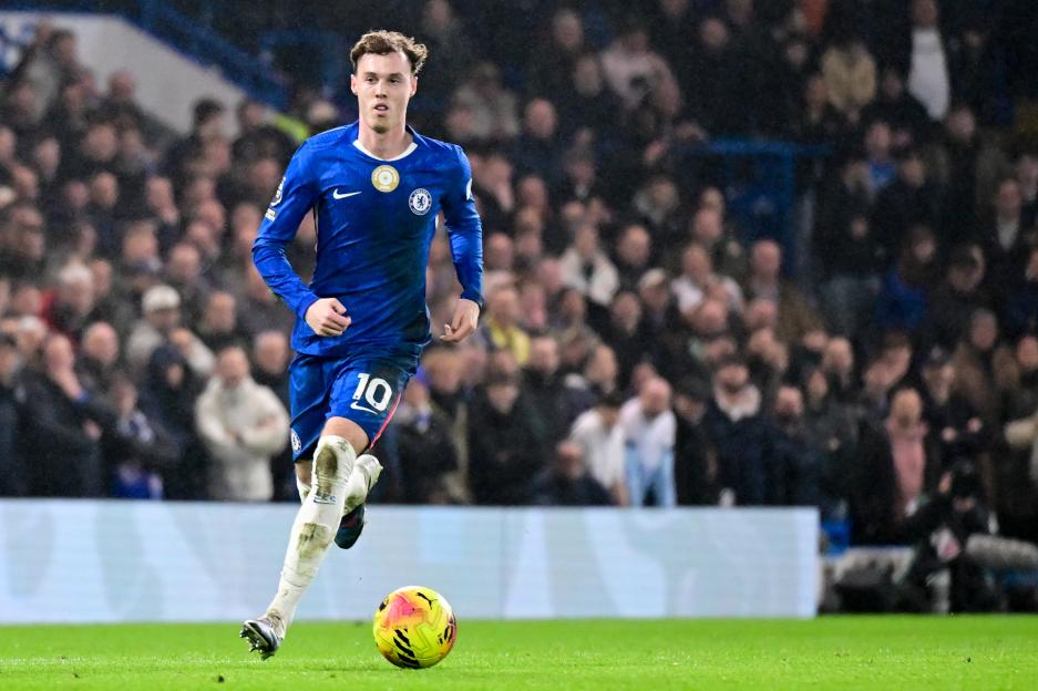 Cole Palmer and Girlfriend Olivia Holder Enjoy a Romantic Getaway in Dubai While Chelsea Dominates Hull in the Snow