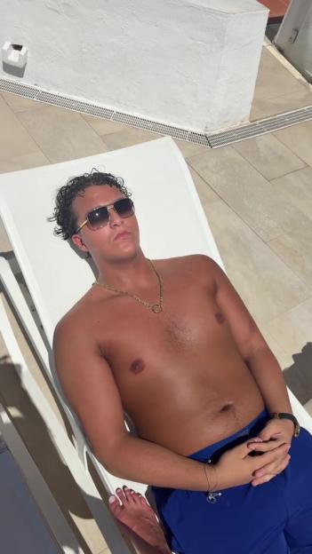 Noah Price enjoying the sun while on honeymoon.