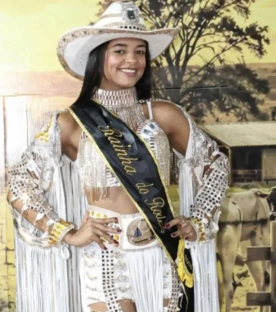 Beauty queen and 'model mum', 22, dies after being struck by lightning during family lunch
