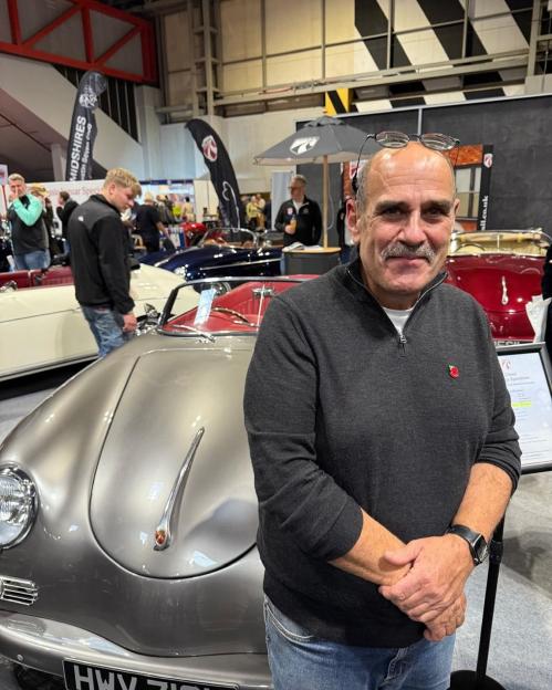 Richard Hammond's TV Garage Faces £700k Debt, Business Partner Turns to Lawyer for Help