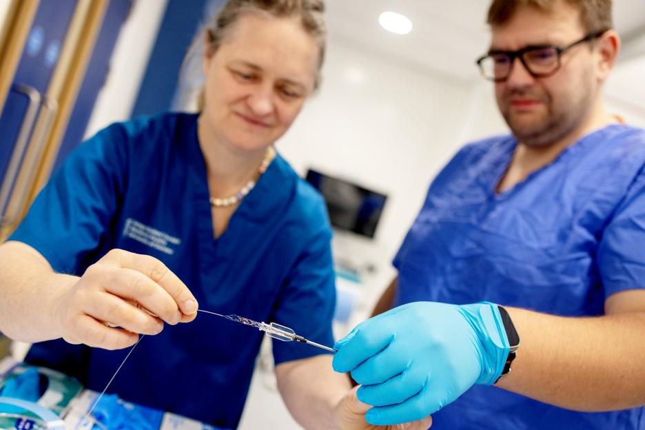 Surgeon Achieves First-Ever 'Remote-Controlled' Stroke Surgery from Across the Atlantic – A Major Leap for Telemedicine!