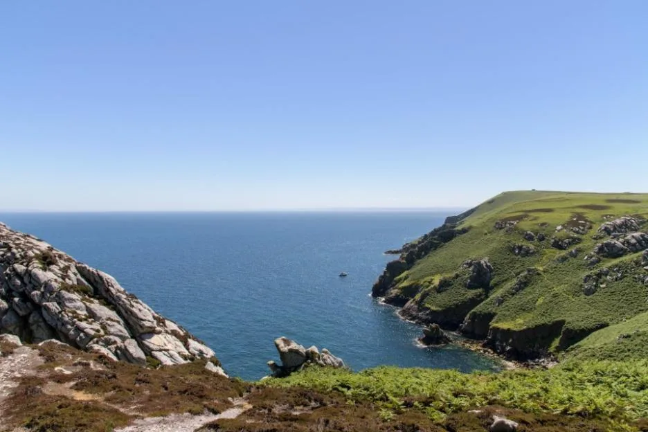 Stunning English island on verge of being EVACUATED and closed down due to water shortage