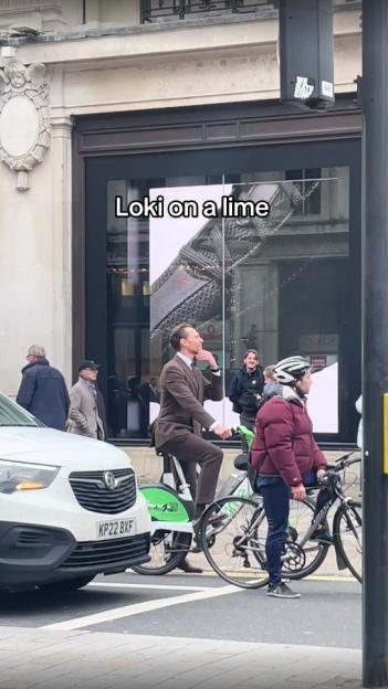 'Avengers Star Caught Riding a Lime Bike in London While Dressed to the Nines – Did You Spot Him?'